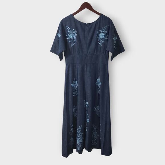 Wayward Fancies Blue Chambray Floral Embroidered Maxi Dress Sz 8-M Grandma - Picture 5 of 14